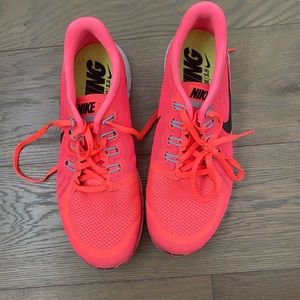 Orange Nike Free 5.0